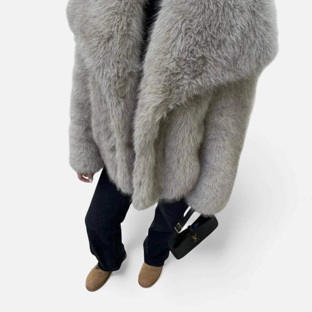 Ruby Lily | Women’s Plush Faux-Fur Coat